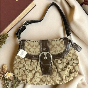 ‼️SOLD‼️Pre-loved Soho Signature Buckle Flap - F15203